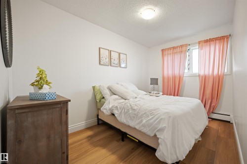 3814 Ada Boulevard, Edmonton, AB 