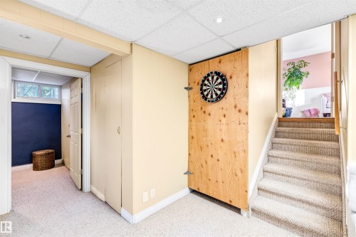3814 Ada Boulevard, Edmonton, AB 
