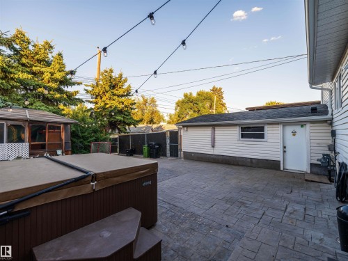 3814 Ada Boulevard, Edmonton, AB 