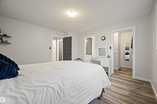 315 Buchanan Way, Edmonton, AB 