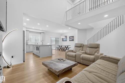 167 Catria Point(E), Sherwood Park, AB - Indoor Photo Showing Living Room