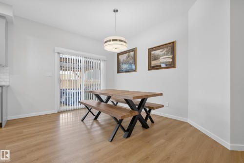 167 Catria Point(E), Sherwood Park, AB - Indoor Photo Showing Dining Room