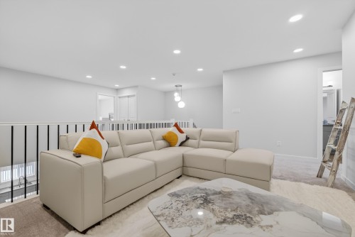 167 Catria Point(E), Sherwood Park, AB - Indoor Photo Showing Living Room