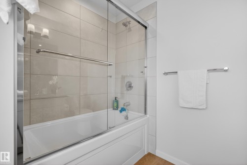 167 Catria Point(E), Sherwood Park, AB - Indoor Photo Showing Bathroom