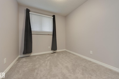 3526 42 Avenue, Edmonton, AB 