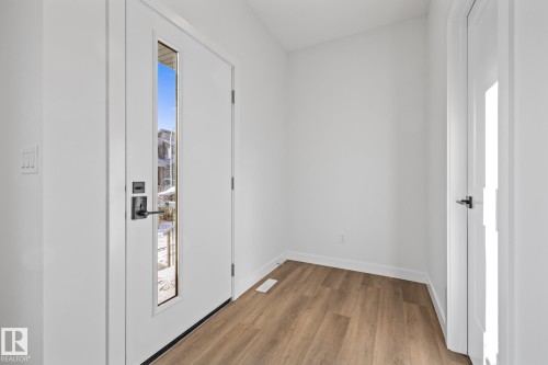 206 Starling Way, Fort Saskatchewan, AB - Indoor Photo Showing Other Room