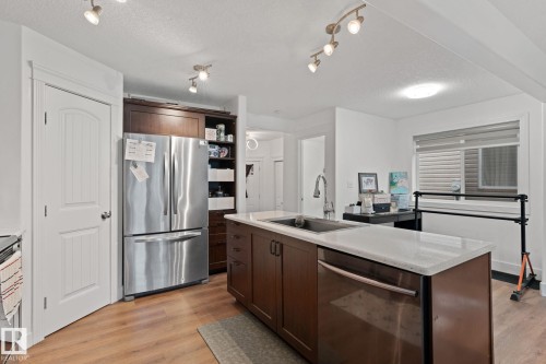 5964 164 Avenue, Edmonton, AB 