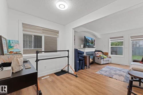 5964 164 Avenue, Edmonton, AB 