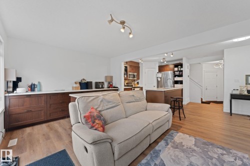 5964 164 Avenue, Edmonton, AB 