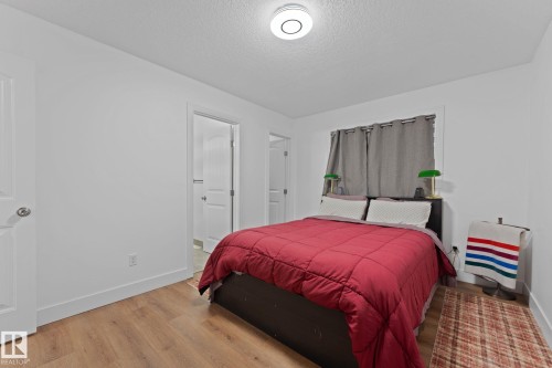 5964 164 Avenue, Edmonton, AB 