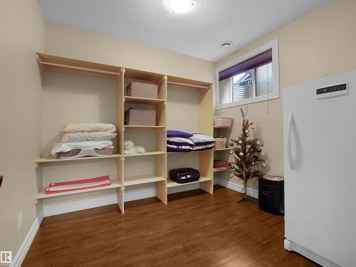 2019 Cameron Ravine Way Nw, Edmonton, AB 