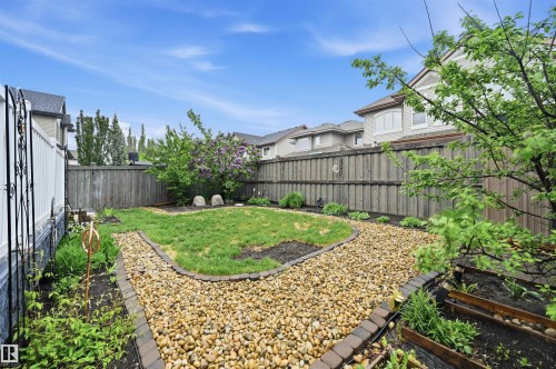 478 Ainslie Crescent, Edmonton, AB 