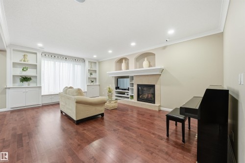 478 Ainslie Crescent, Edmonton, AB 
