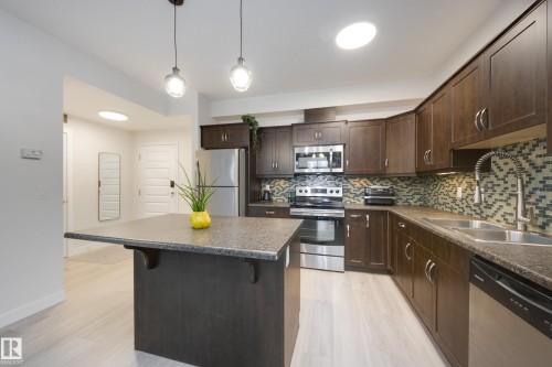 302 8730 82 Avenue, Edmonton, AB 