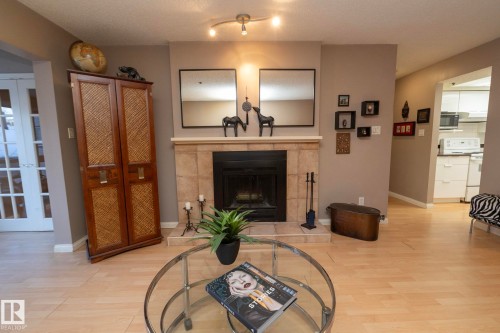 203 10171 119 Street, Edmonton, AB 