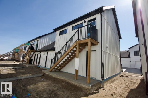 Garage 8043 Cedric Mah Road Nw, Edmonton, AB 