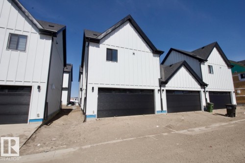 Garage 8043 Cedric Mah Road Nw, Edmonton, AB 