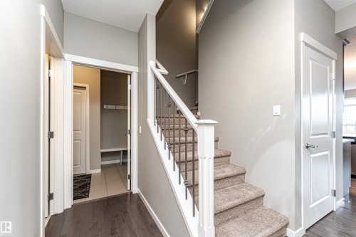17523 56 Street, Edmonton, AB 
