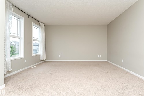 17523 56 Street, Edmonton, AB 