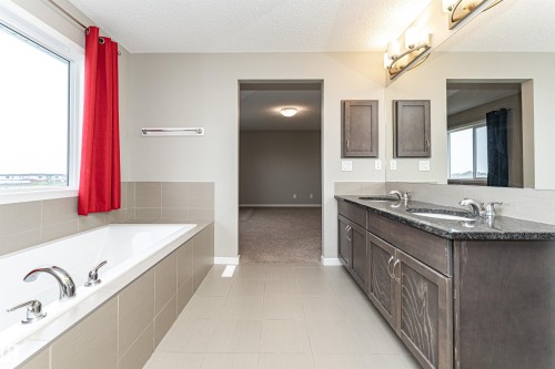 17523 56 Street, Edmonton, AB 