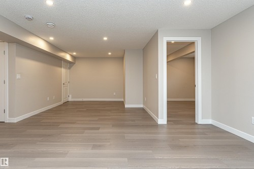 17523 56 Street, Edmonton, AB 