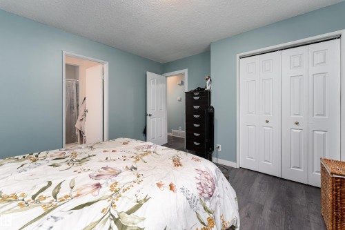 8011 44 Avenue, Edmonton, AB 