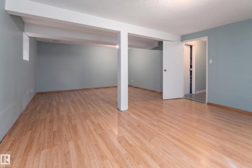 8011 44 Avenue, Edmonton, AB 