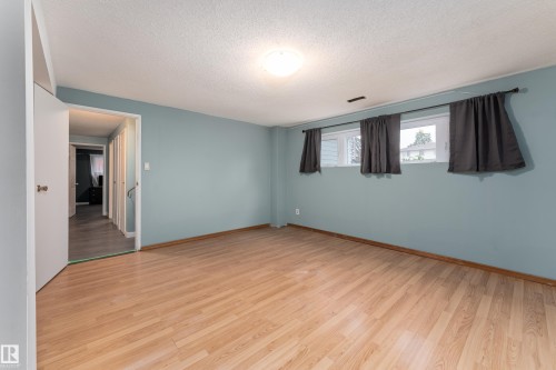 8011 44 Avenue, Edmonton, AB 