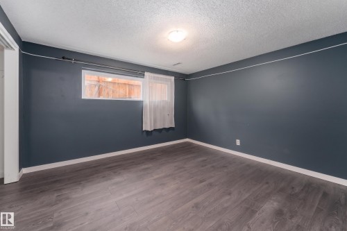 8011 44 Avenue, Edmonton, AB 