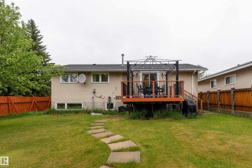 8011 44 Avenue, Edmonton, AB 