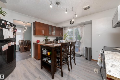 8011 44 Avenue, Edmonton, AB 