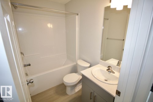 Upper 9642 Colak Link Sw, Edmonton, AB 