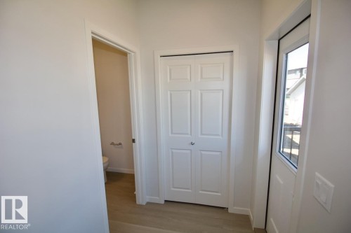 Upper 9642 Colak Link Sw, Edmonton, AB 