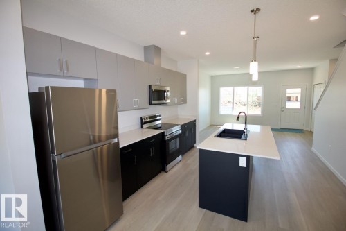 Upper 9642 Colak Link Sw, Edmonton, AB 