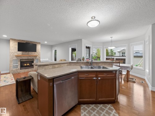 72 Foxboro Run, Sherwood Park, AB 