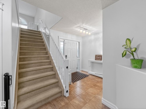 72 Foxboro Run, Sherwood Park, AB 