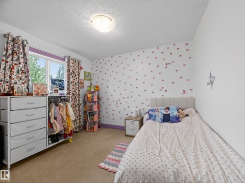 72 Foxboro Run, Sherwood Park, AB 