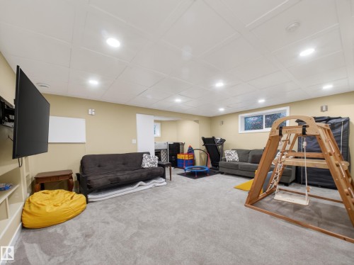 72 Foxboro Run, Sherwood Park, AB 