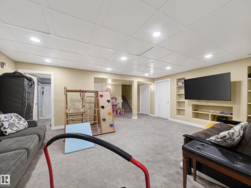 72 Foxboro Run, Sherwood Park, AB 