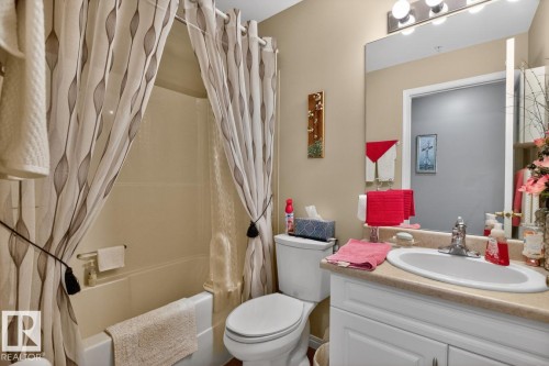 203 5102 49 Avenue, Leduc, AB - Indoor Photo Showing Bathroom