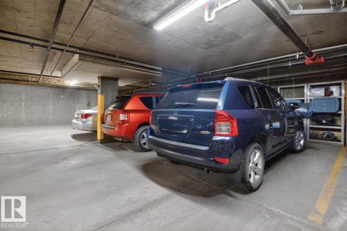203 5102 49 Avenue, Leduc, AB - Indoor Photo Showing Garage