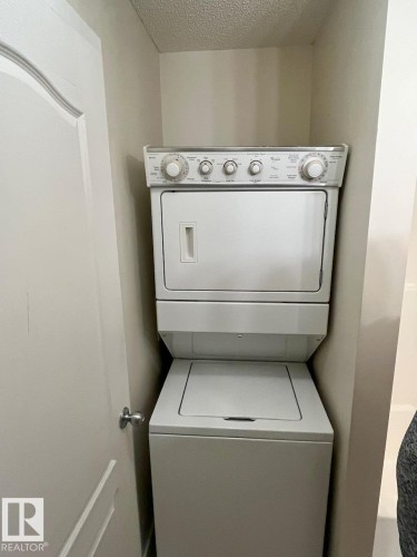 324 70 Woodsmere Close, Fort Saskatchewan, AB - Indoor Photo Showing Laundry Room