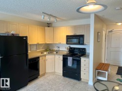 324 70 WOODSMERE Close Fort Saskatchewan, AB T8L 4R8