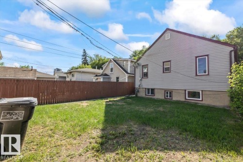 11241 84 Street, Edmonton, AB - Outdoor