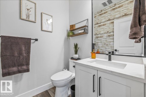 4 Dalquist Bay, Leduc, AB 