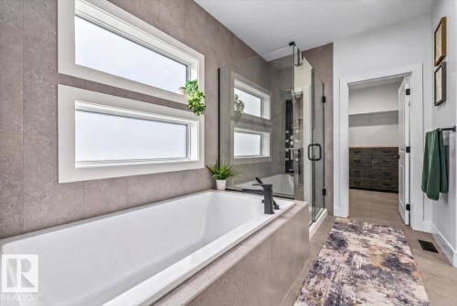 4 Dalquist Bay, Leduc, AB 
