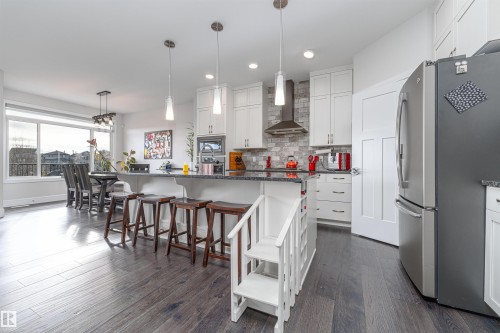 3318 Parker Loop, Edmonton, AB - Indoor