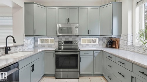 9551 73 Avenue, Edmonton, AB 