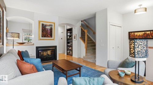 9551 73 Avenue, Edmonton, AB 