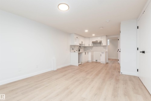 10946 62 Avenue, Edmonton, AB 